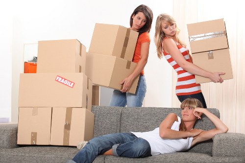 Complaints procedure closing review for a moving service